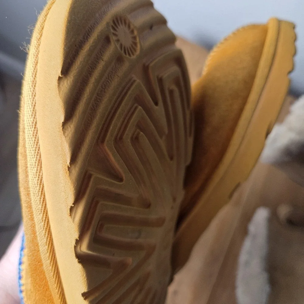 Ugg Tasman Sesame Street Cookie Monster Suede Clog‎ Mule.slop On Womens Sz 6